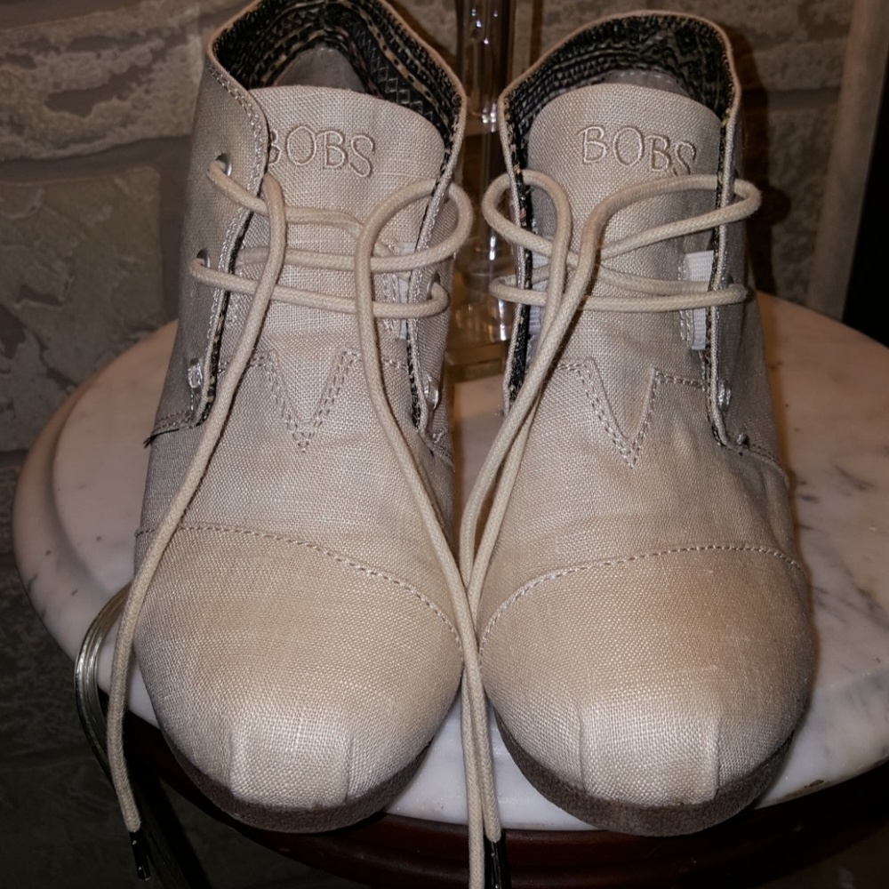 Bobs from sketchers boots/booties